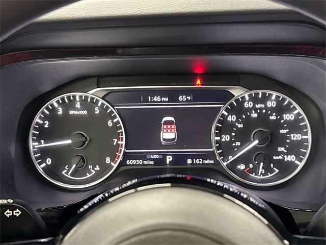Vehicle image 17 of 23