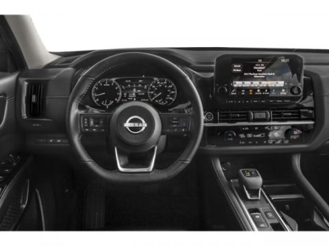 Vehicle image 17 of 18
