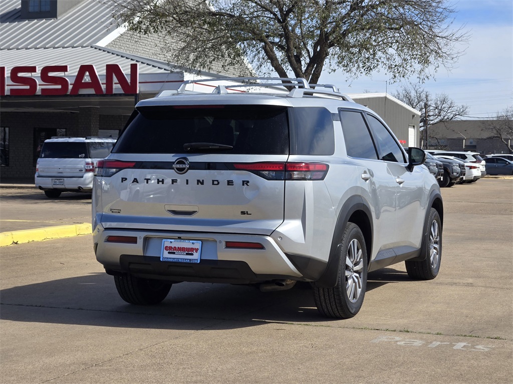 Vehicle image 3 of 30