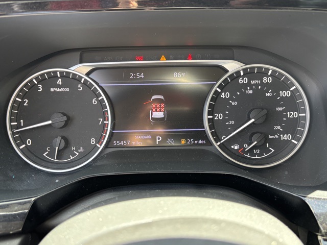 Vehicle image 9 of 15