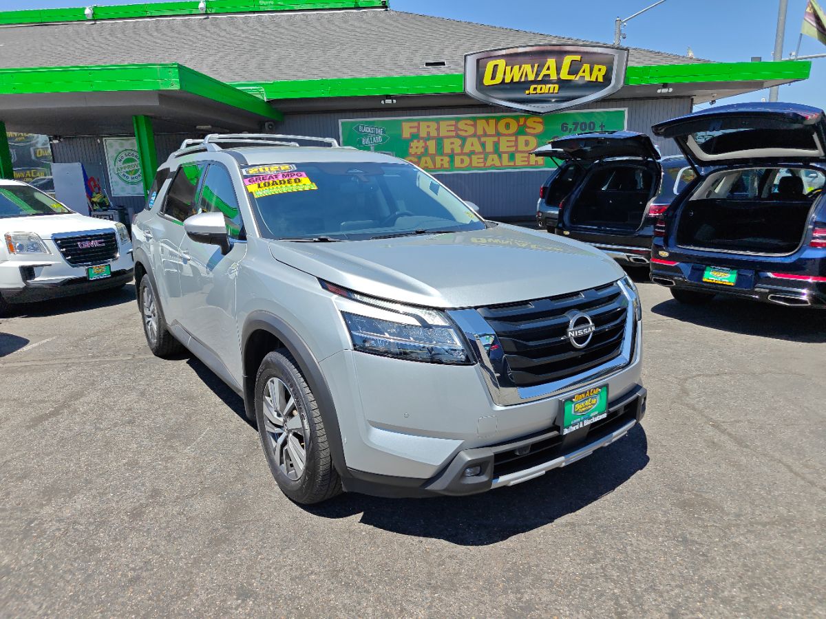 Vehicle image 7 of 35
