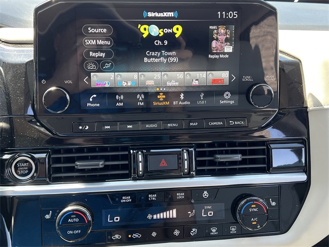 Vehicle image 20 of 31