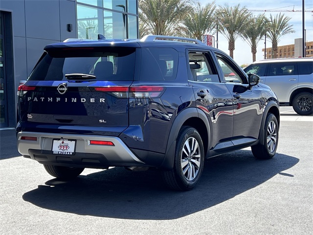 Vehicle image 5 of 31