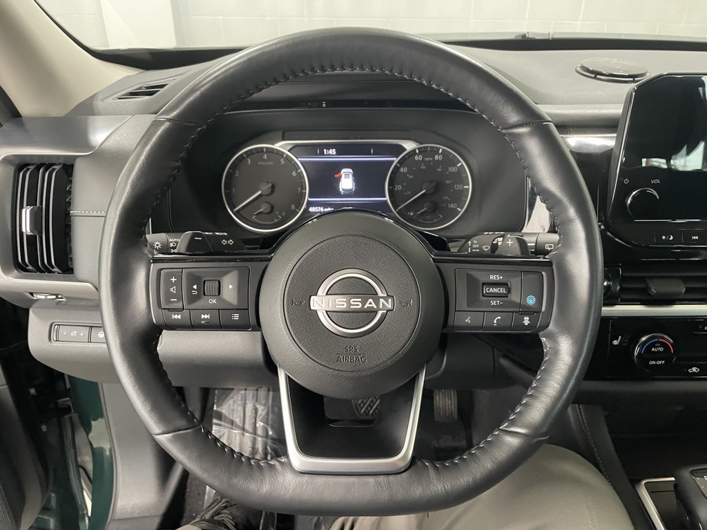 Vehicle image 26 of 39