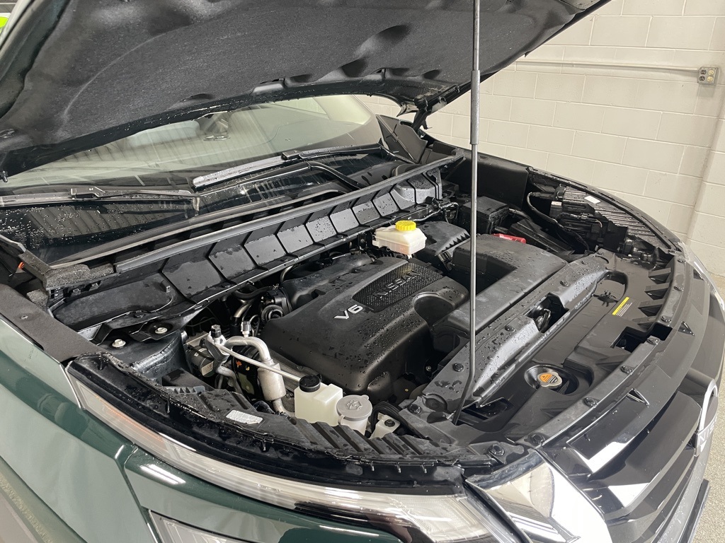 Vehicle image 11 of 39