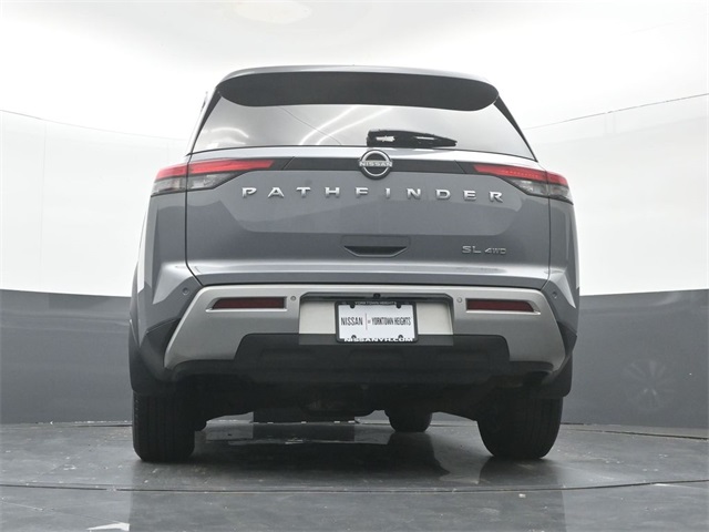 Vehicle image 23 of 69