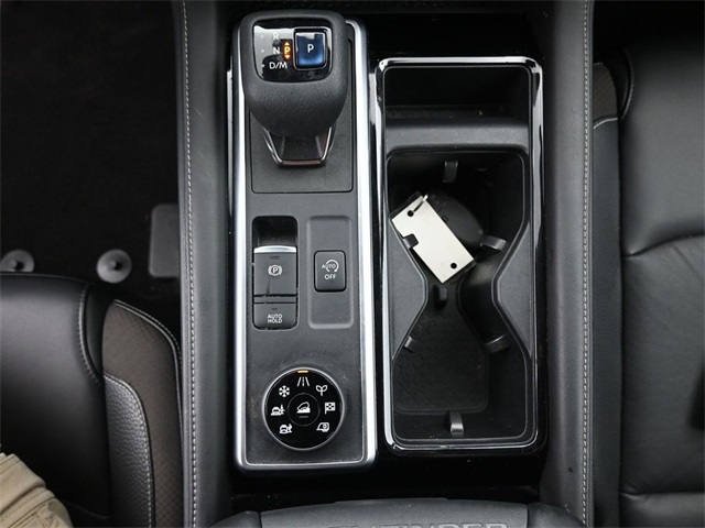Vehicle image 58 of 69
