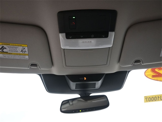 Vehicle image 60 of 69