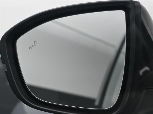 Vehicle image 62 of 69