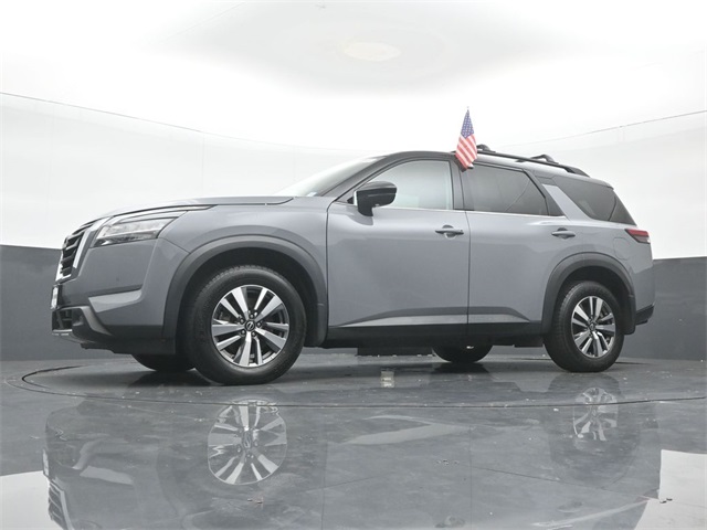 Vehicle image 31 of 69