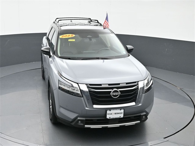 Vehicle image 11 of 69