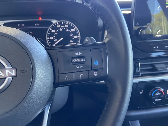 Vehicle image 18 of 31