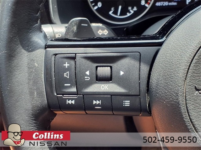Vehicle image 24 of 28