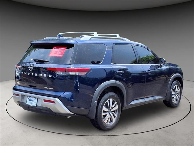 Vehicle image 6 of 28