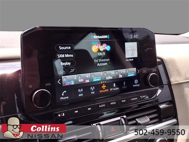 Vehicle image 21 of 28