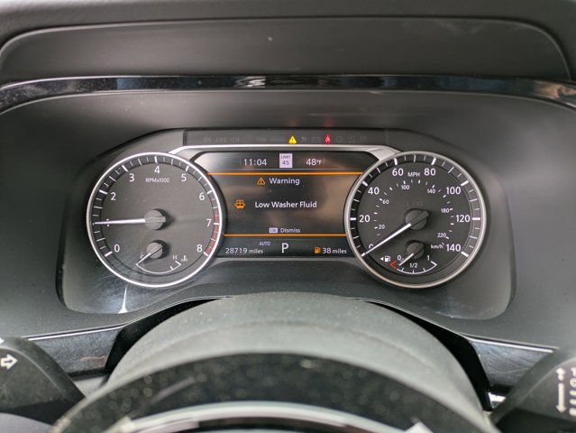 Vehicle image 11 of 26
