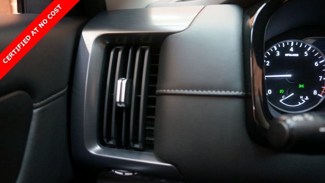 Vehicle image 26 of 94