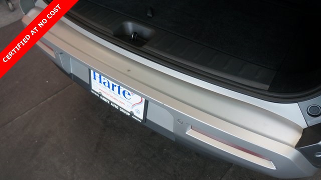 Vehicle image 44 of 94