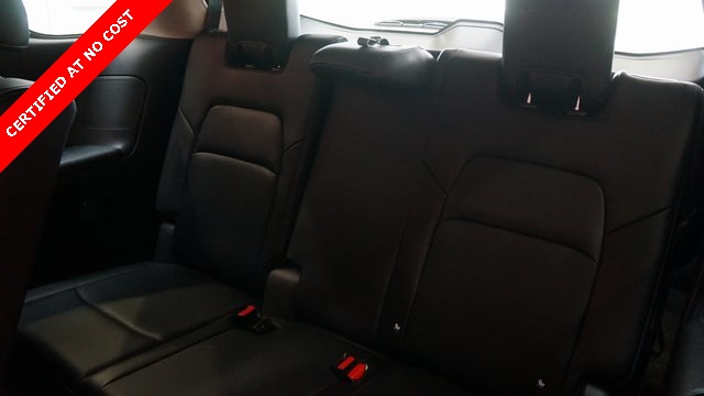 Vehicle image 40 of 94