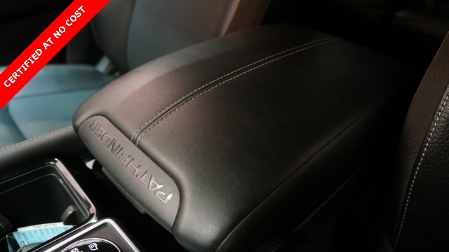 Vehicle image 22 of 94