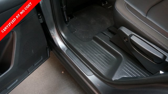 Vehicle image 41 of 94