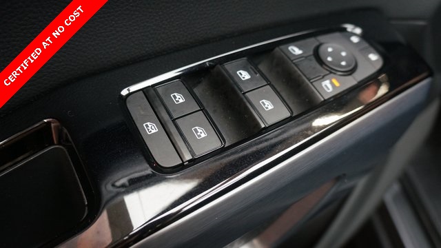 Vehicle image 29 of 94