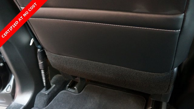 Vehicle image 39 of 94