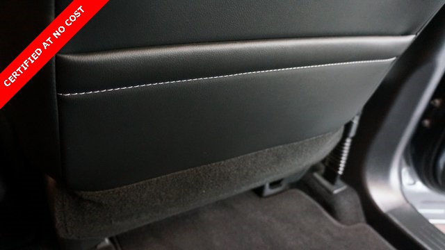 Vehicle image 37 of 94