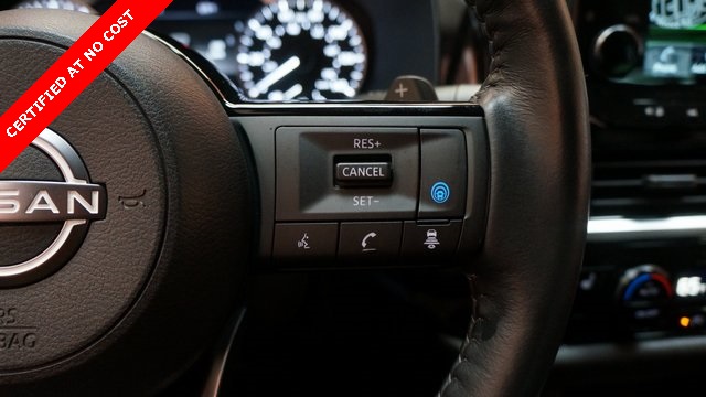 Vehicle image 24 of 94