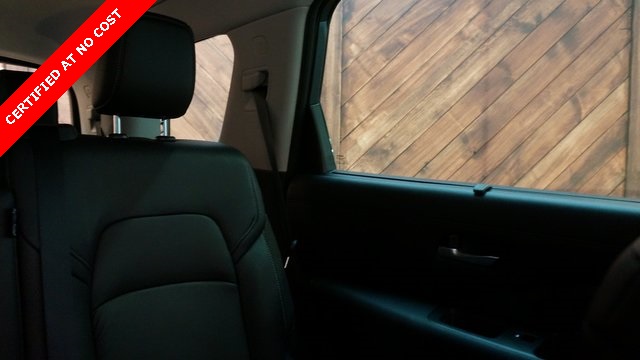 Vehicle image 60 of 94