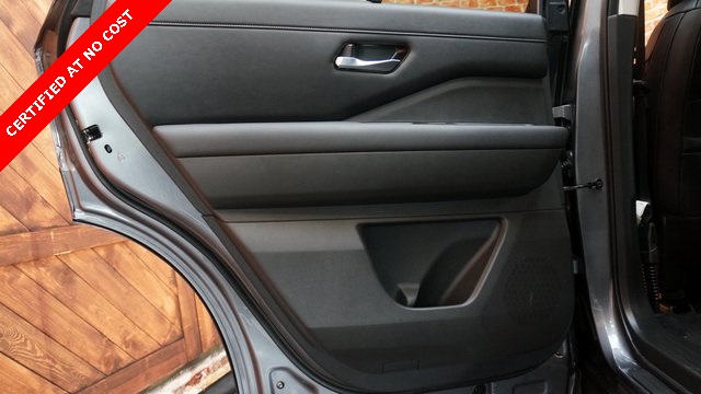Vehicle image 42 of 94
