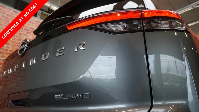 Vehicle image 48 of 94