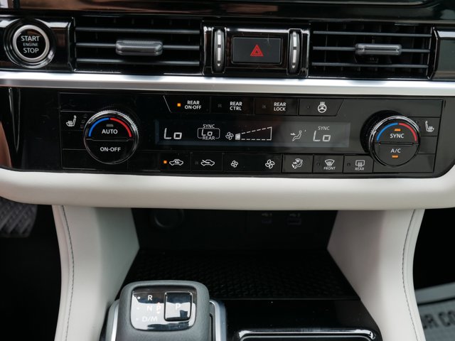 Vehicle image 23 of 37
