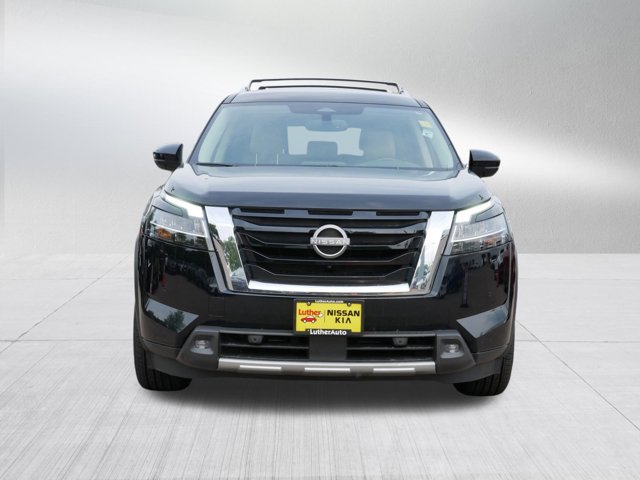 Vehicle image 2 of 37
