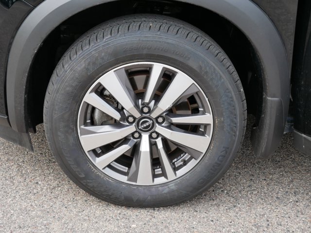 Vehicle image 15 of 37