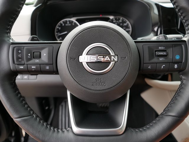 Vehicle image 25 of 37