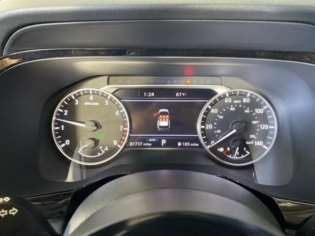 Vehicle image 20 of 33