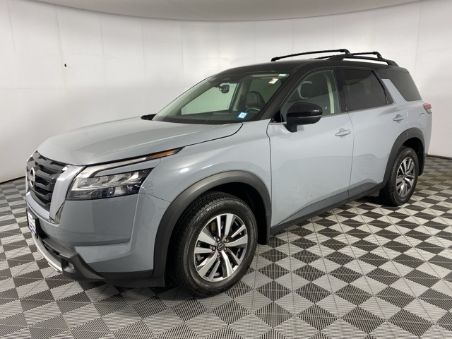 Vehicle image 1 of 33