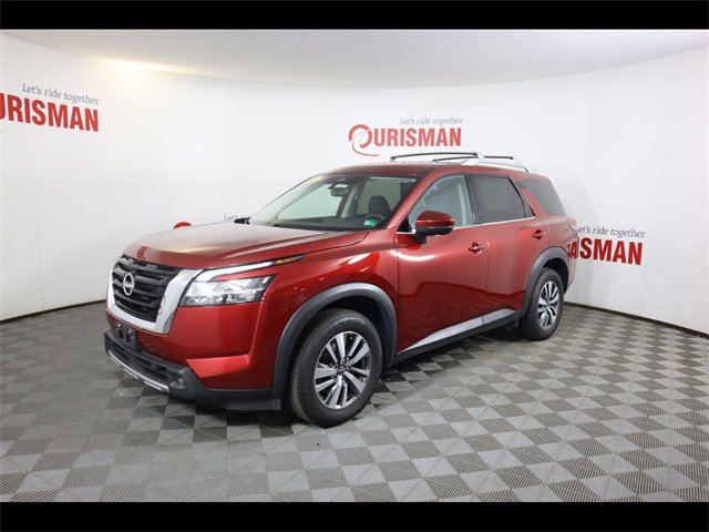 Vehicle image 3 of 60