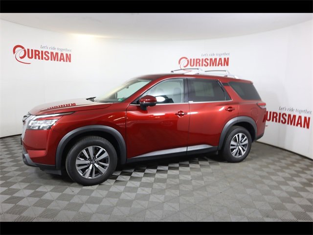 Vehicle image 4 of 60