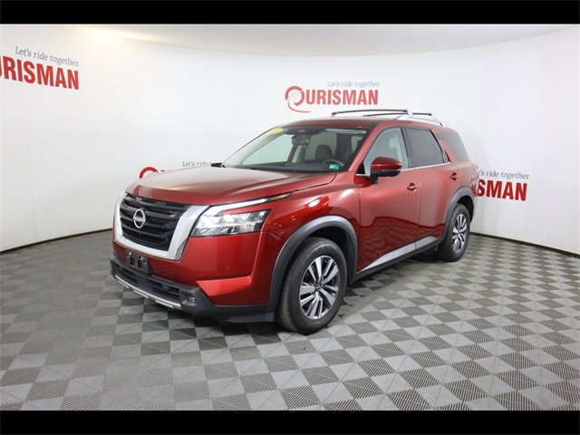 Vehicle image 10 of 60