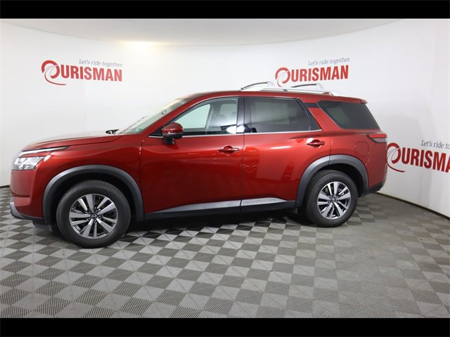 Vehicle image 13 of 60