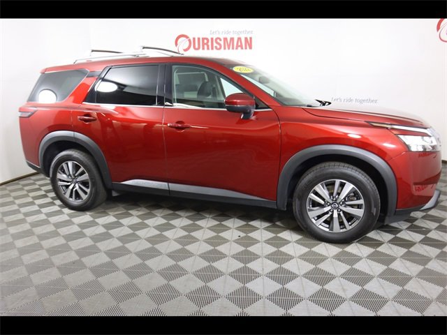 Vehicle image 17 of 60