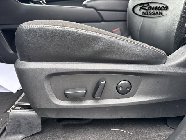 Vehicle image 34 of 34