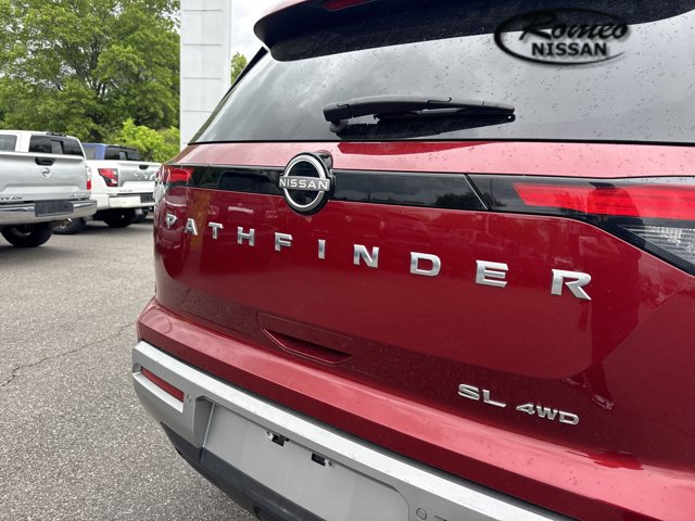 Vehicle image 9 of 34
