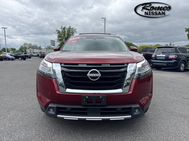 Vehicle image 2 of 34