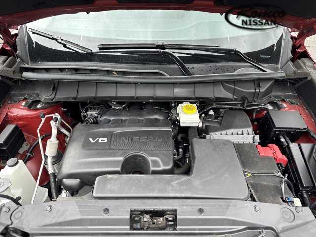 Vehicle image 11 of 34