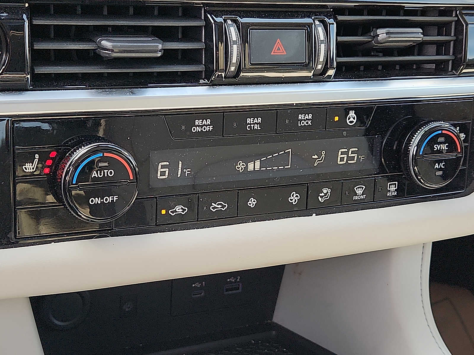 Vehicle image 15 of 32