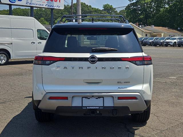 Vehicle image 7 of 30