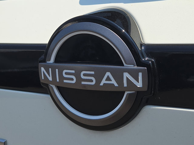 Vehicle image 22 of 30